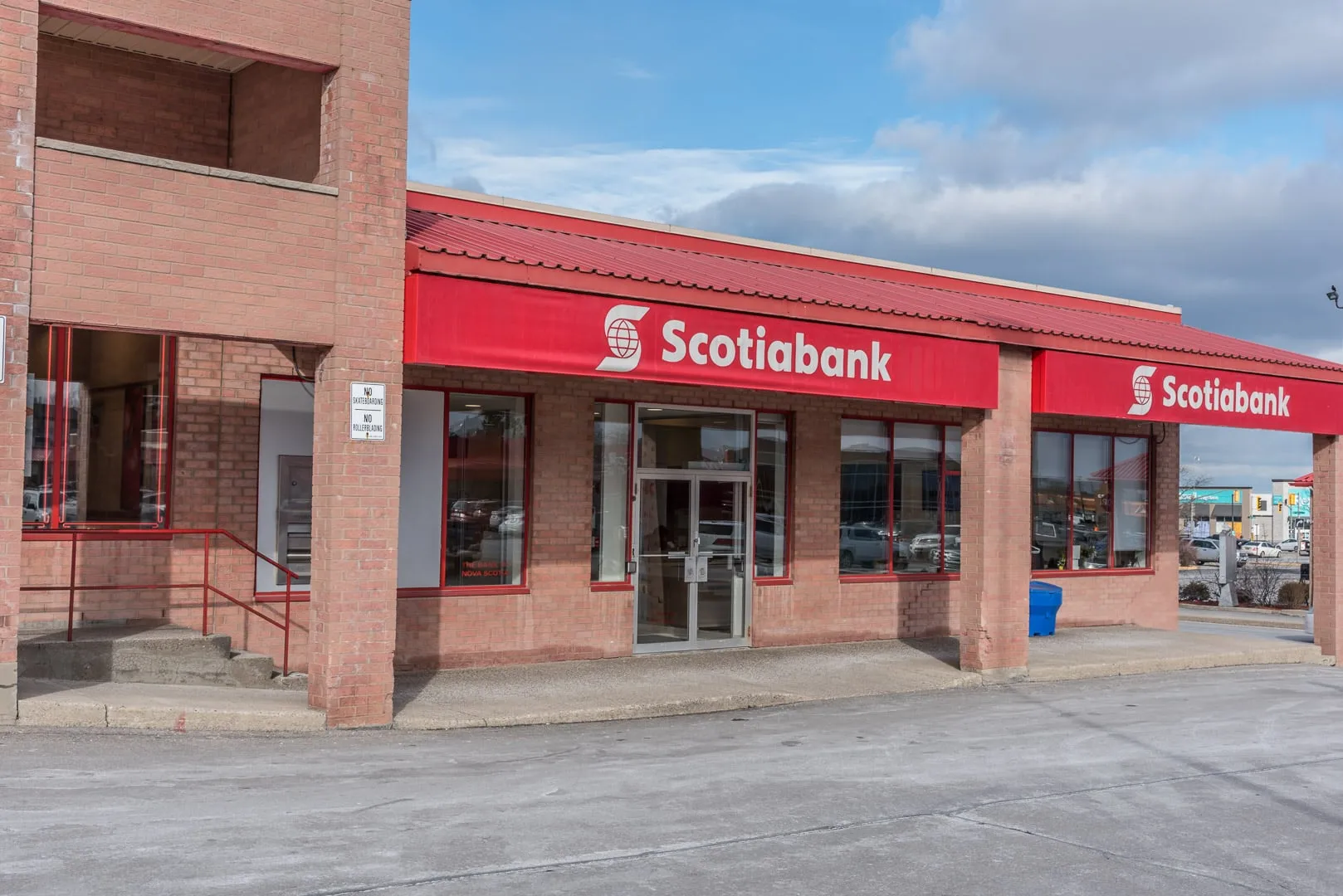 Scotiabank branch exterior in Hamilton